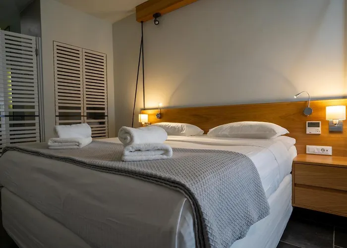 Meltemi Excelsior Hotel Perissa (Santorini)