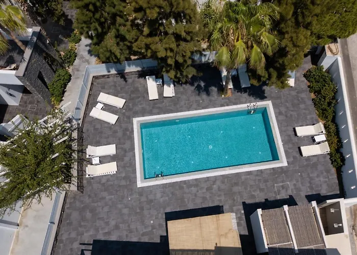 Meltemi Excelsior 4* Perissa (Santorini)