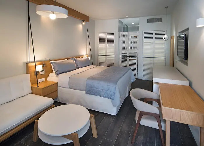 Hotel Meltemi Excelsior Perissa (Santorini)